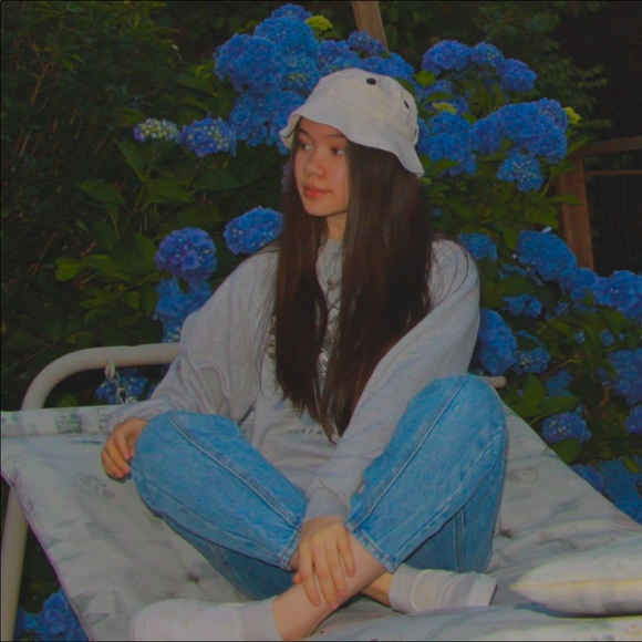 Meet your Posher, Josephine - Picture 1 of 1